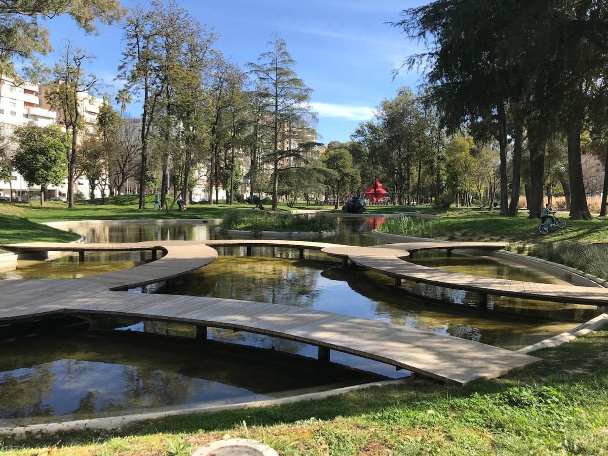 Lisboa Apart. Central E Espacoso - Parque E Metro Экстерьер фото