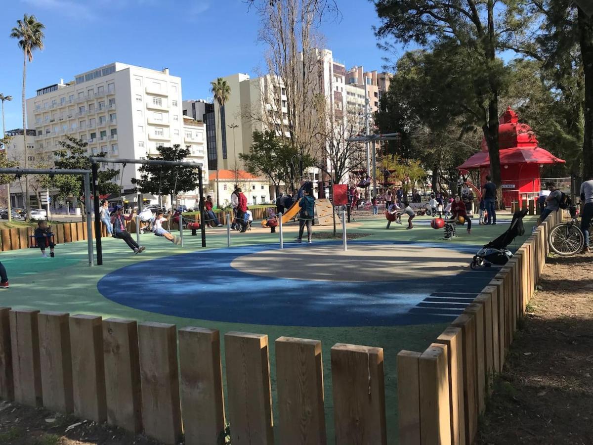 Lisboa Apart. Central E Espacoso - Parque E Metro Экстерьер фото